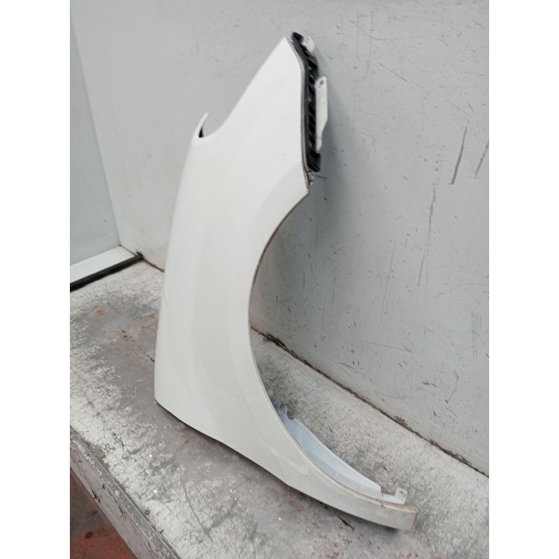 Recambio de aleta delantera derecha para fiat doblo cargo (263_) 1.3 d multijet (263wxu1a) referencia OEM IAM   
