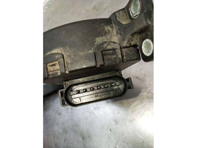 Recambio de potenciometro pedal para volvo c30 (533) 1.6 d referencia OEM IAM 6PV00864132 4M519F836AK 2007