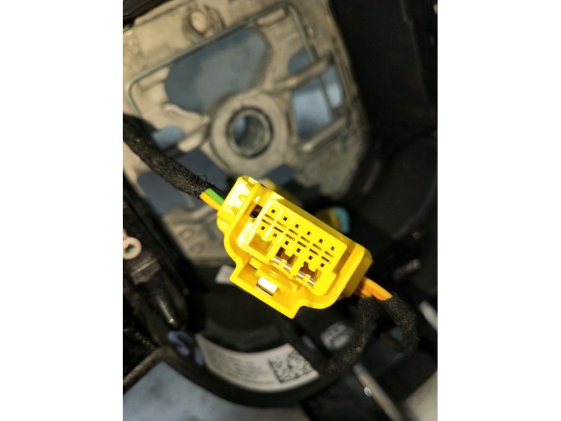Recambio de volante para citroën c3 aircross i (2r_, 2c_) 1.5 bluehdi 100 (2cyhyj) referencia OEM IAM 98118752ZD 34211562F 2018