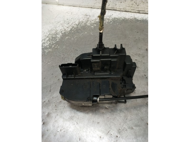 Recambio de motor cierre centralizado trasero izquierdo para nissan micra iii (k12) 1.2 16v referencia OEM IAM  5P 2005