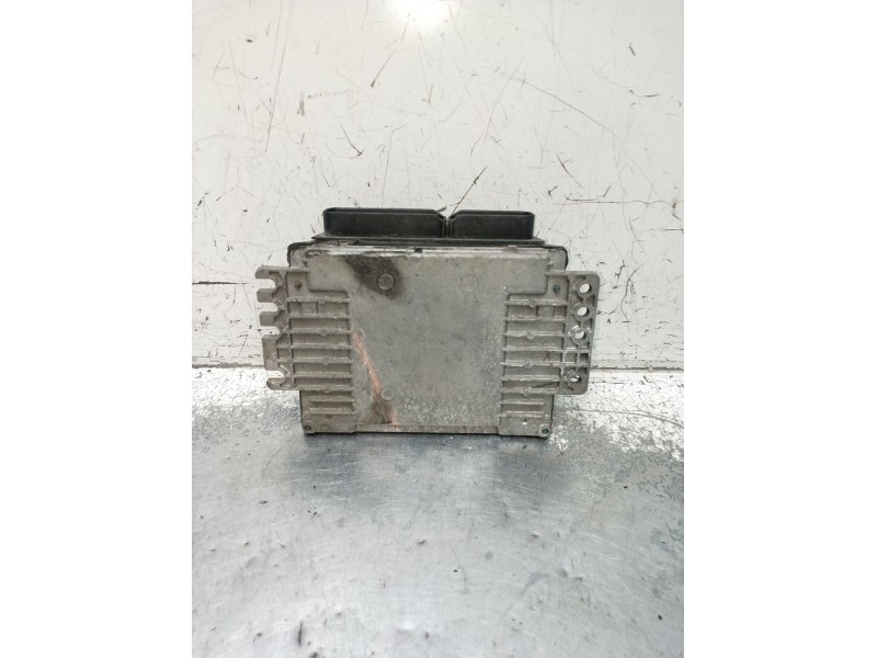 Recambio de centralita motor uce para nissan micra iii (k12) 1.2 16v referencia OEM IAM MEC37300 F27514 2005