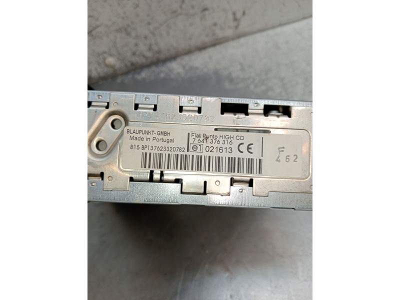 Recambio de sistema audio / radio cd para fiat punto (188_) 1.2 60 (188.030, .050, .130, .150, .230, .250) referencia OEM IAM 76