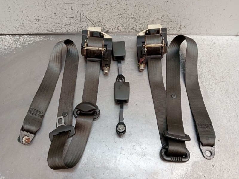 Recambio de juego cinturones delantero para fiat punto (188_) 1.2 60 (188.030, .050, .130, .150, .230, .250) referencia OEM IAM 