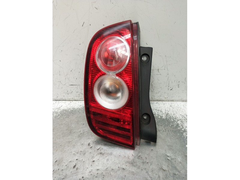 Recambio de piloto trasero izquierdo para nissan micra iii (k12) 1.2 16v referencia OEM IAM   2005