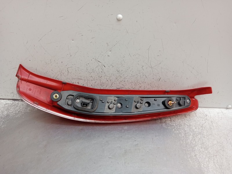 Recambio de piloto trasero izquierdo para fiat punto (188_) 1.2 60 (188.030, .050, .130, .150, .230, .250) referencia OEM IAM 46