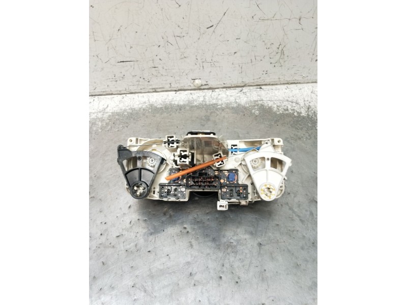 Recambio de mando calefaccion / aire acondicionado para nissan micra iii (k12) 1.2 16v referencia OEM IAM F667193 070215 2005