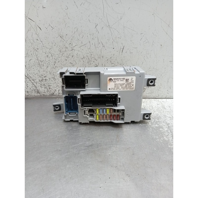 Recambio de caja reles / fusibles para fiat doblo cargo (263_) 1.3 d multijet (263wxu1a) referencia OEM IAM   