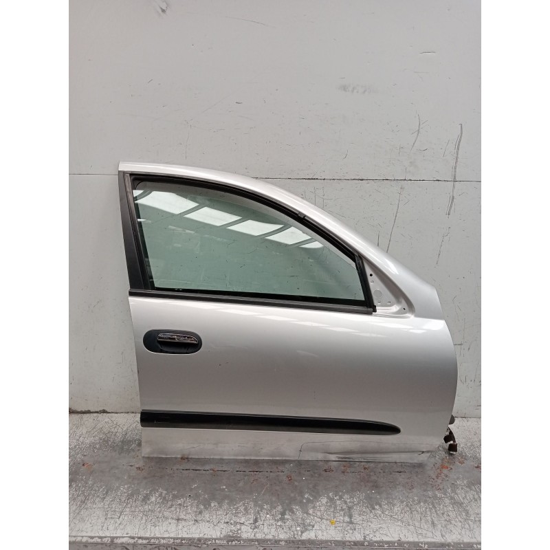 Recambio de puerta delantera derecha para nissan almera ii hatchback (n16) 2.2 di referencia OEM IAM   
