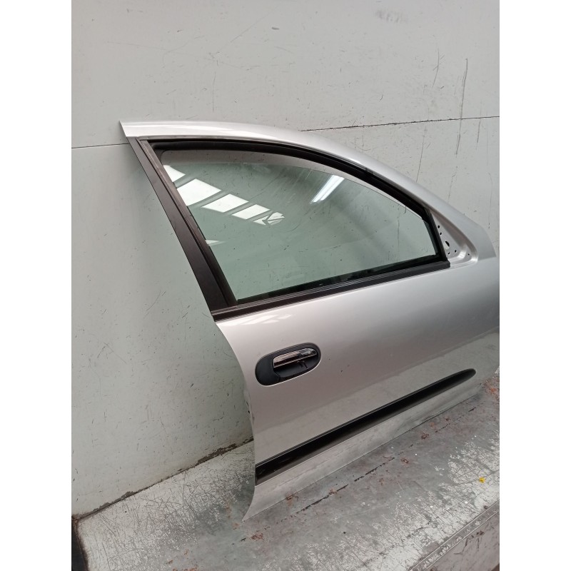 Recambio de puerta delantera derecha para nissan almera ii hatchback (n16) 2.2 di referencia OEM IAM   