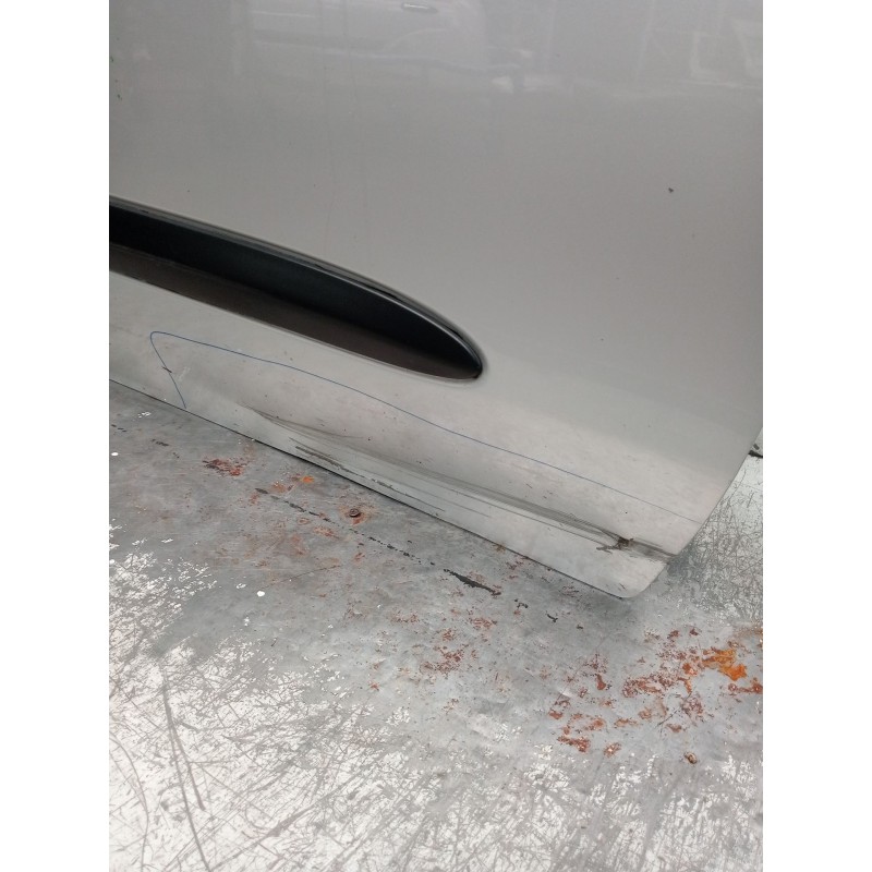Recambio de puerta delantera derecha para nissan almera ii hatchback (n16) 2.2 di referencia OEM IAM   