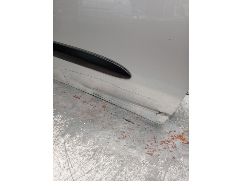 Recambio de puerta delantera derecha para nissan almera ii hatchback (n16) 2.2 di referencia OEM IAM   