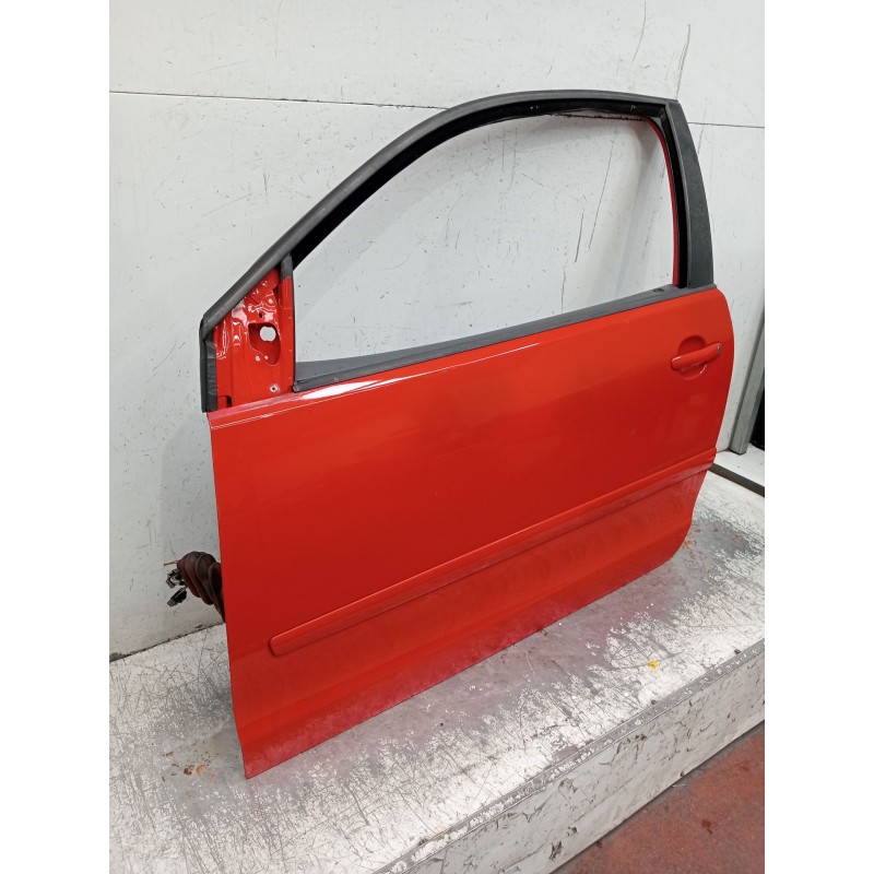 Recambio de puerta delantera izquierda para volkswagen polo iv (9n_, 9a_) 1.4 tdi referencia OEM IAM   
