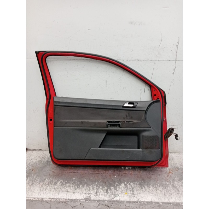 Recambio de puerta delantera izquierda para volkswagen polo iv (9n_, 9a_) 1.4 tdi referencia OEM IAM   