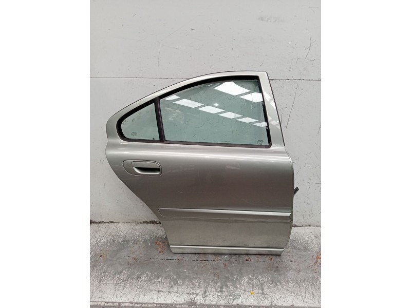 Recambio de puerta trasera derecha para volvo s60 i (384) 2.4 d referencia OEM IAM   