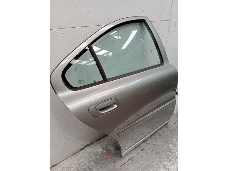 Recambio de puerta trasera derecha para volvo s60 i (384) 2.4 d referencia OEM IAM   
