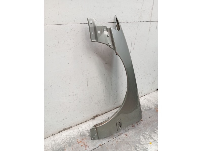 Recambio de aleta delantera izquierda para volvo s60 i (384) 2.4 d referencia OEM IAM   