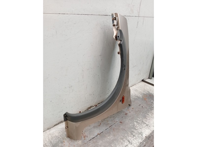 Recambio de aleta delantera izquierda para land rover freelander i (l314) 2.0 td4 4x4 referencia OEM IAM   