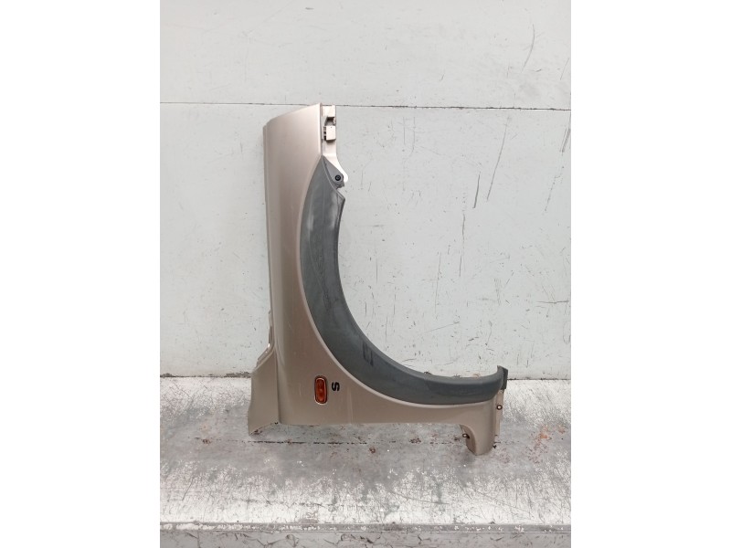 Recambio de aleta delantera derecha para land rover freelander i (l314) 2.0 td4 4x4 referencia OEM IAM   
