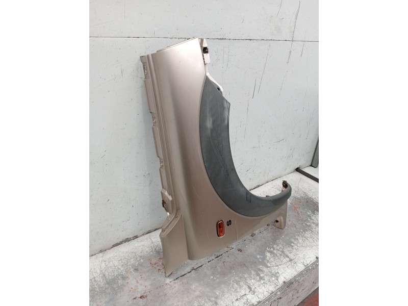 Recambio de aleta delantera derecha para land rover freelander i (l314) 2.0 td4 4x4 referencia OEM IAM   