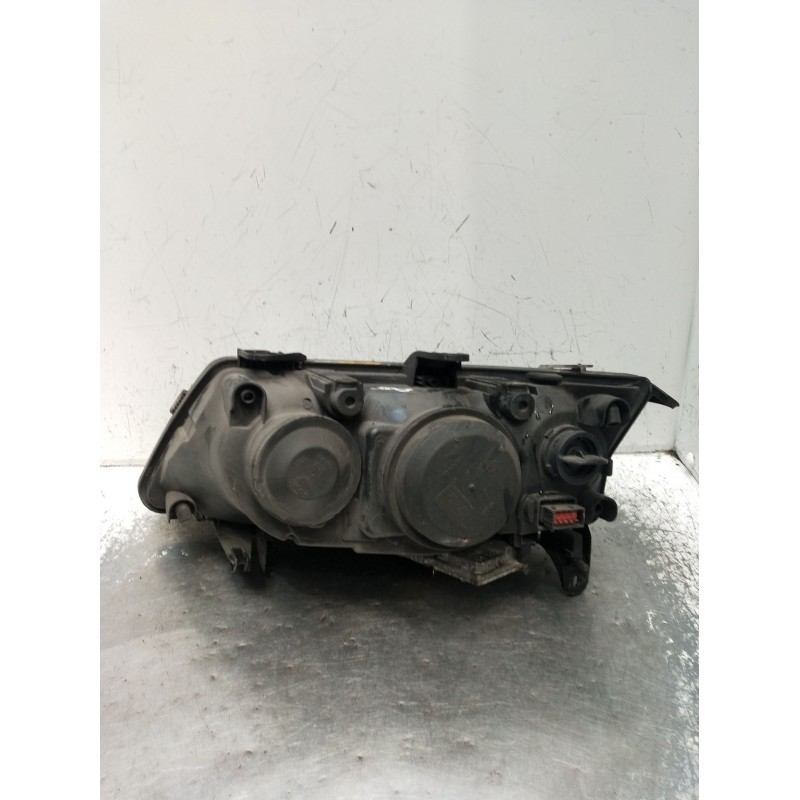 Recambio de faro derecho para saab 9-3 station wagon (e50) 2.0 t referencia OEM IAM 5DV00829000 XENON ESTA PARA PULIR 2005