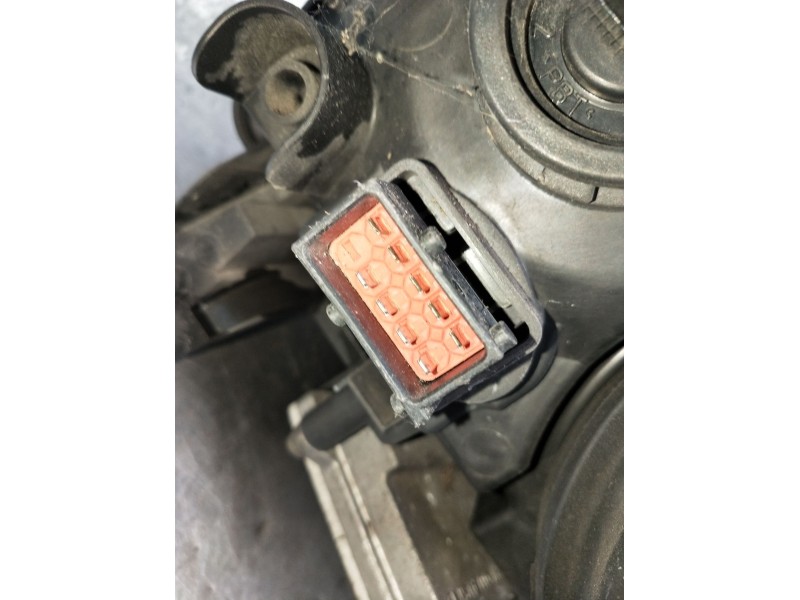 Recambio de faro izquierdo para saab 9-3 station wagon (e50) 2.0 t referencia OEM IAM 5DV00829000 XENON ESTA PARA PULIR 2005