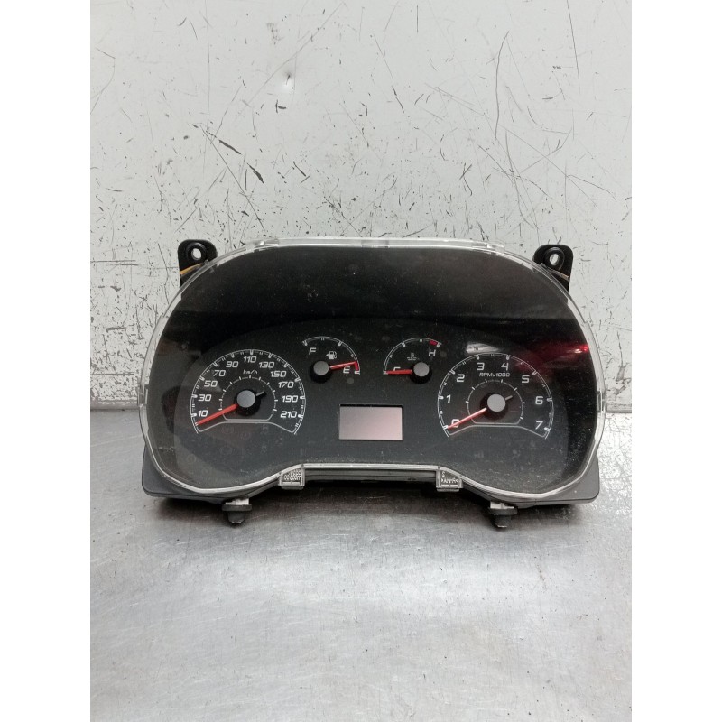 Recambio de cuadro instrumentos para fiat doblo cargo (263_) 1.3 d multijet (263wxu1a) referencia OEM IAM 503015161704 052042847