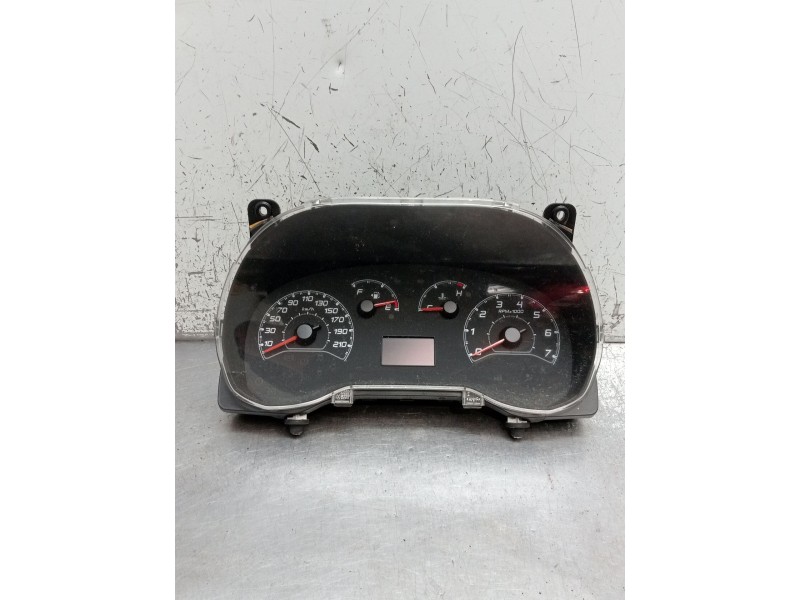 Recambio de cuadro instrumentos para fiat doblo cargo (263_) 1.3 d multijet (263wxu1a) referencia OEM IAM 503015161704 052042847