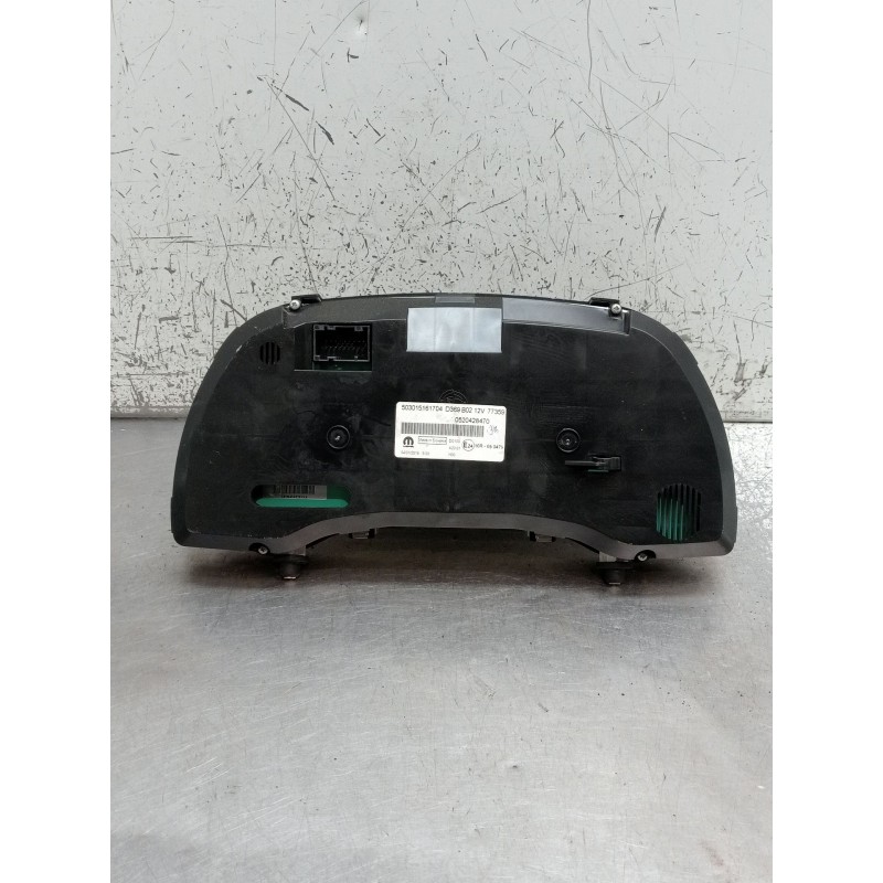 Recambio de cuadro instrumentos para fiat doblo cargo (263_) 1.3 d multijet (263wxu1a) referencia OEM IAM 503015161704 052042847