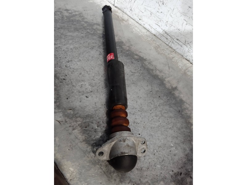 Recambio de amortiguador trasero derecho para volkswagen fox (5z1) básico referencia OEM IAM   