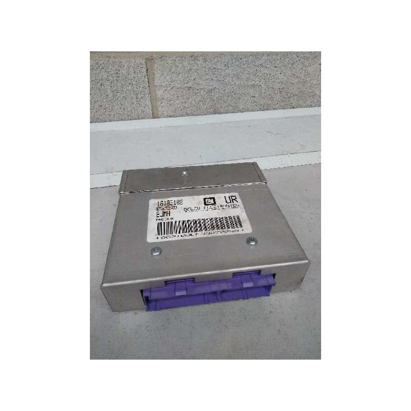 Recambio de centralita motor uce para opel astra f berlina 1.6 cat referencia OEM IAM 16183109 UR BJMH