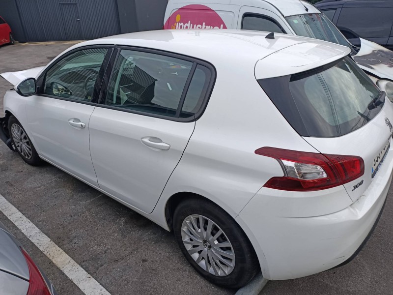 peugeot 308 del año 2015