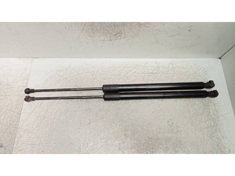 Recambio de amortiguadores maletero / porton para volkswagen golf vii lim. advance bluemotion referencia OEM IAM 5G6827550C  