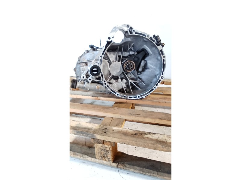 Recambio de caja cambios para nissan almera ii hatchback (n16) 2.2 di referencia OEM IAM YD 5V 1Y06A