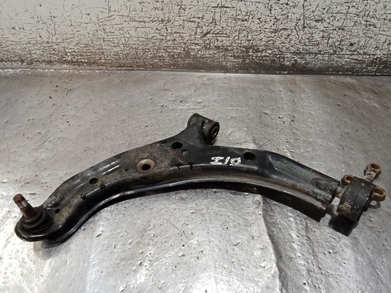 Recambio de brazo suspension inferior delantero izquierdo para nissan almera ii hatchback (n16) 2.2 di referencia OEM IAM   