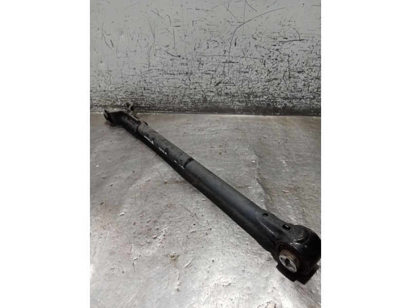 Recambio de brazo suspension superior trasero derecho para fiat doblo cargo (263_) 1.3 d multijet (263wxu1a) referencia OEM IAM 