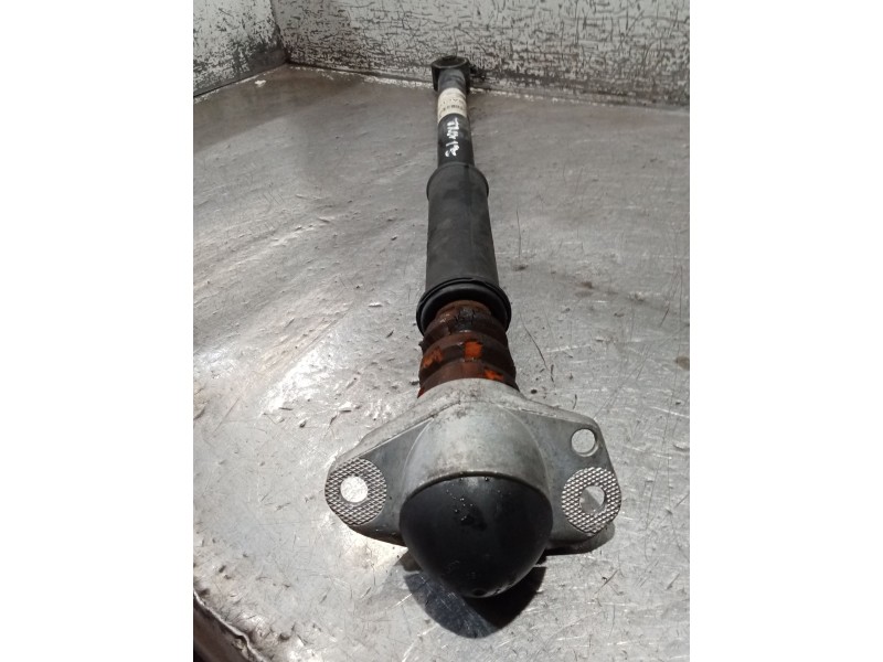 Recambio de amortiguador trasero izquierdo para volkswagen polo iv (9n_, 9a_) 1.4 tdi referencia OEM IAM   05