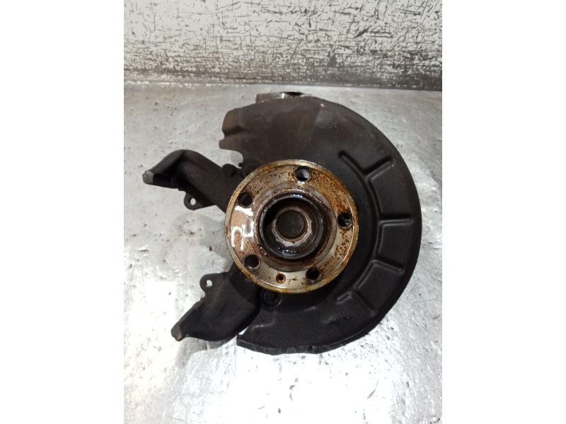 Recambio de mangueta delantera izquierda para volkswagen polo iv (9n_, 9a_) 1.4 tdi referencia OEM IAM   05