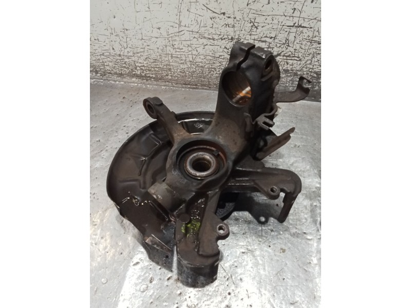 Recambio de mangueta delantera izquierda para volkswagen polo iv (9n_, 9a_) 1.4 tdi referencia OEM IAM   05