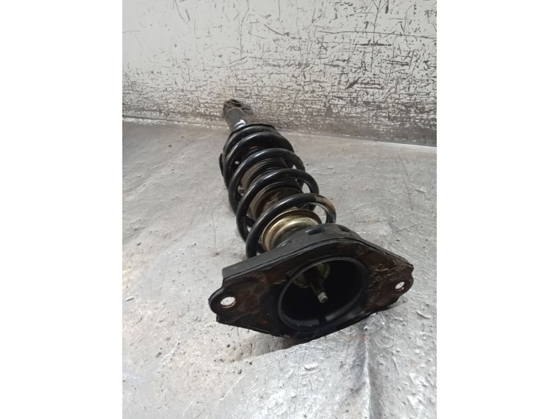 Recambio de amortiguador trasero derecho para nissan almera ii hatchback (n16) 2.2 di referencia OEM IAM   