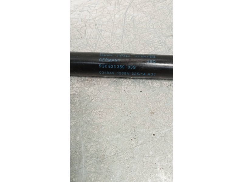 Recambio de amortiguadores capo para volkswagen golf vii lim. advance bluemotion referencia OEM IAM 5G0823359  