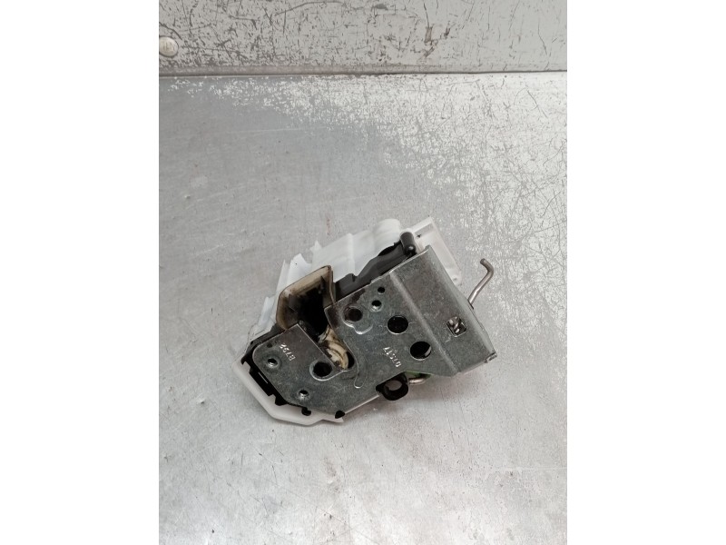 Recambio de motor cierre centralizado delantero izquierdo para fiat doblo cargo (263_) 1.3 d multijet (263wxu1a) referencia OEM 