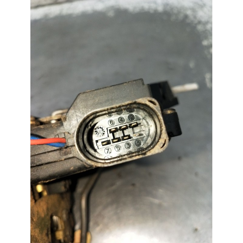 Recambio de motor cierre centralizado trasero izquierdo para audi allroad c5 (4bh) 2.5 tdi quattro referencia OEM IAM  5P 2000