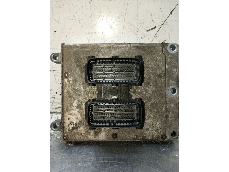 Recambio de centralita motor uce para saab 9-3 station wagon (e50) 2.0 t referencia OEM IAM 863232AC0A53 55353231 2005