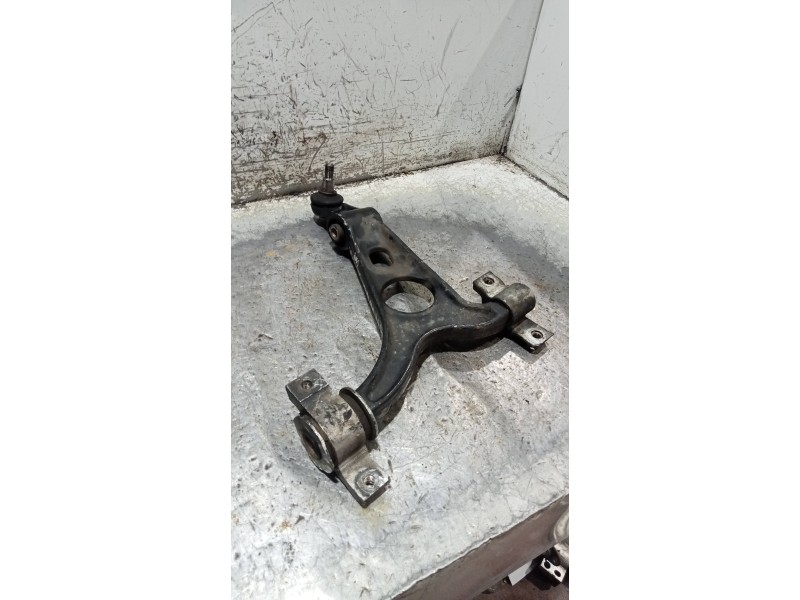 Recambio de brazo suspension inferior delantero derecho para alfa romeo 147 (190) 1.9 jtd 16v distinctive referencia OEM IAM   