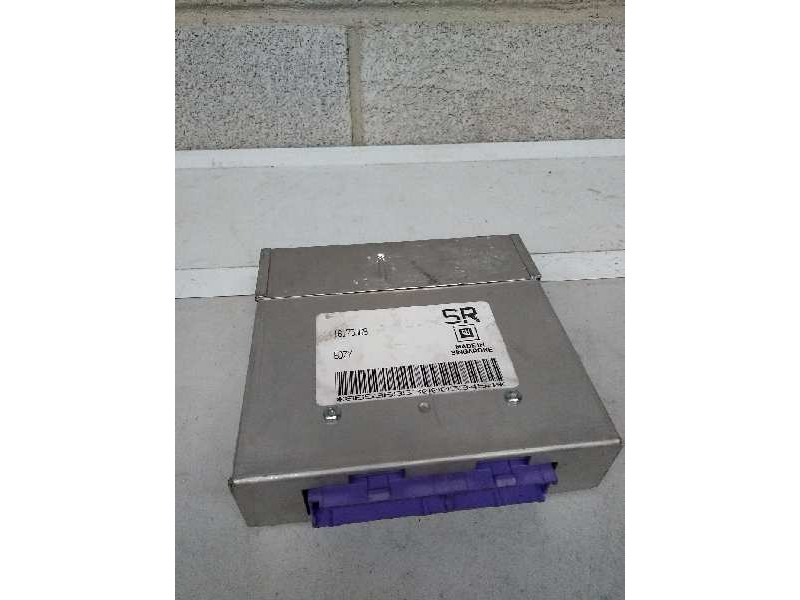 Recambio de centralita motor uce para opel astra f berlina referencia OEM IAM 16175369 SR BDZY