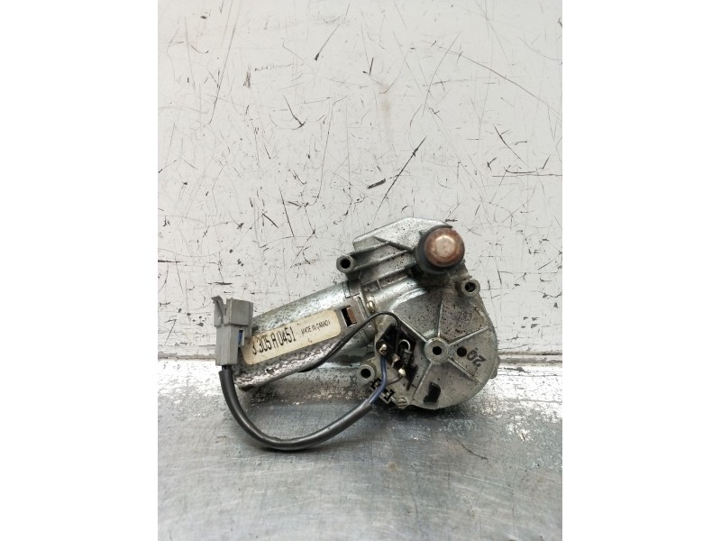 Recambio de motor limpia trasero para chrysler voyager ii (es) 2.5 td referencia OEM IAM   1991