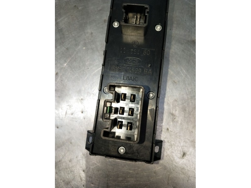 Recambio de mando elevalunas delantero izquierdo para ford focus ii (da_, hcp, dp) 1.6 tdci referencia OEM IAM 7M5T14529BA 5P 20