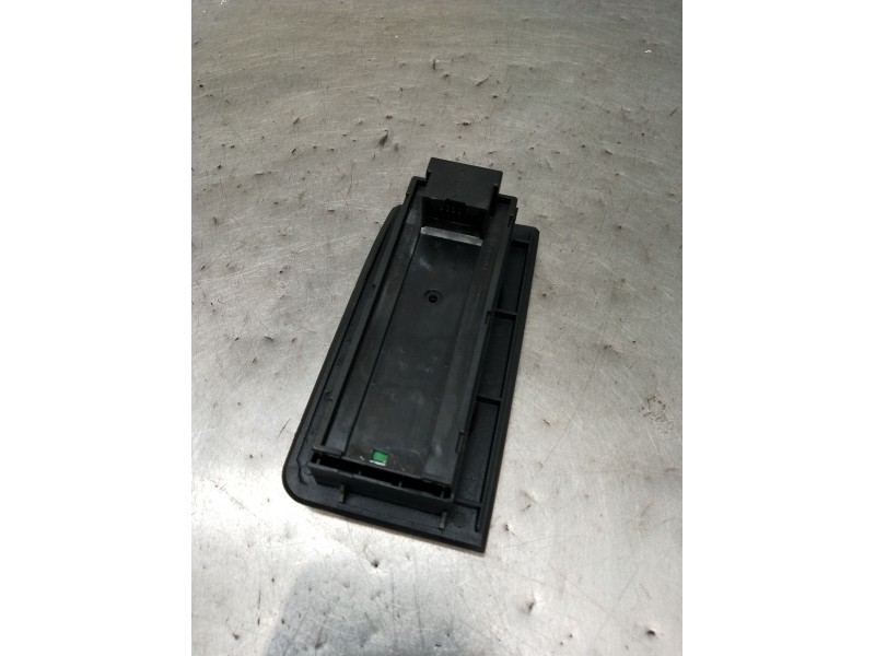 Recambio de mando elevalunas delantero izquierdo para audi allroad c5 (4bh) 2.5 tdi quattro referencia OEM IAM 4B0959851 5P 2000