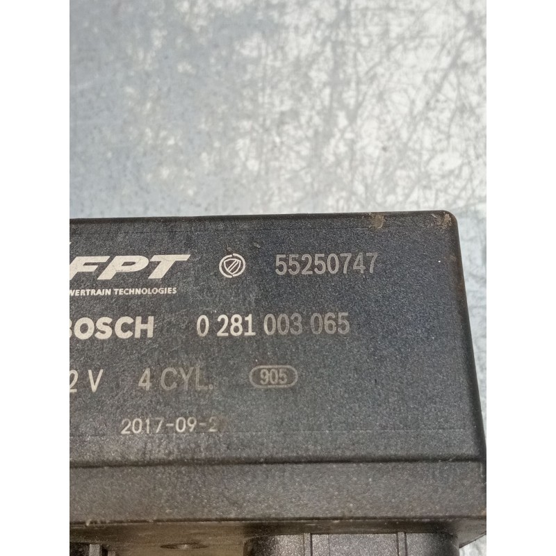 Recambio de caja precalentamiento para fiat doblo cargo (263_) 1.3 d multijet (263wxu1a) referencia OEM IAM 0281003065 55250747 