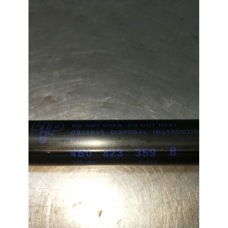 Recambio de amortiguadores capo para audi allroad c5 (4bh) 2.5 tdi quattro referencia OEM IAM 4B0823359B  2000